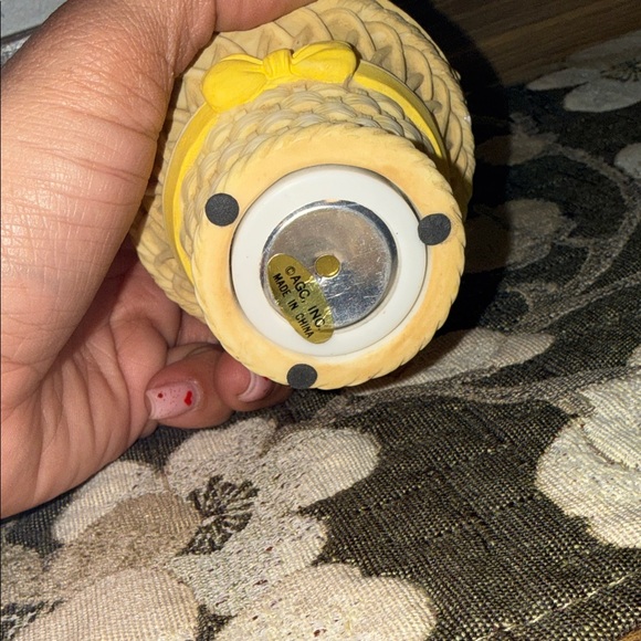 Vintage Floral Basket Trinket - Picture 6 of 7